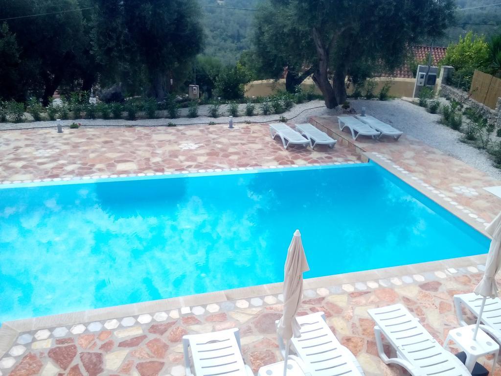 Villa Androniki Longos  Exterior photo